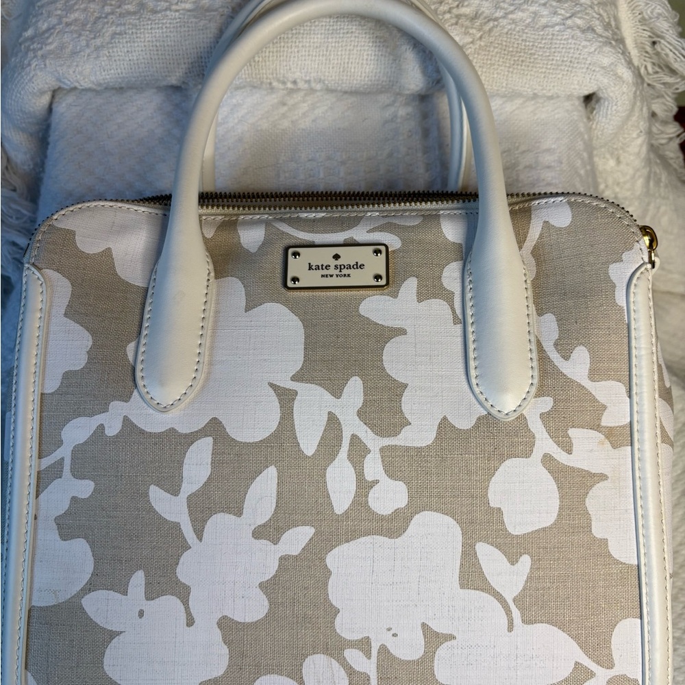 Kate Spade White and Beige Floral Bag